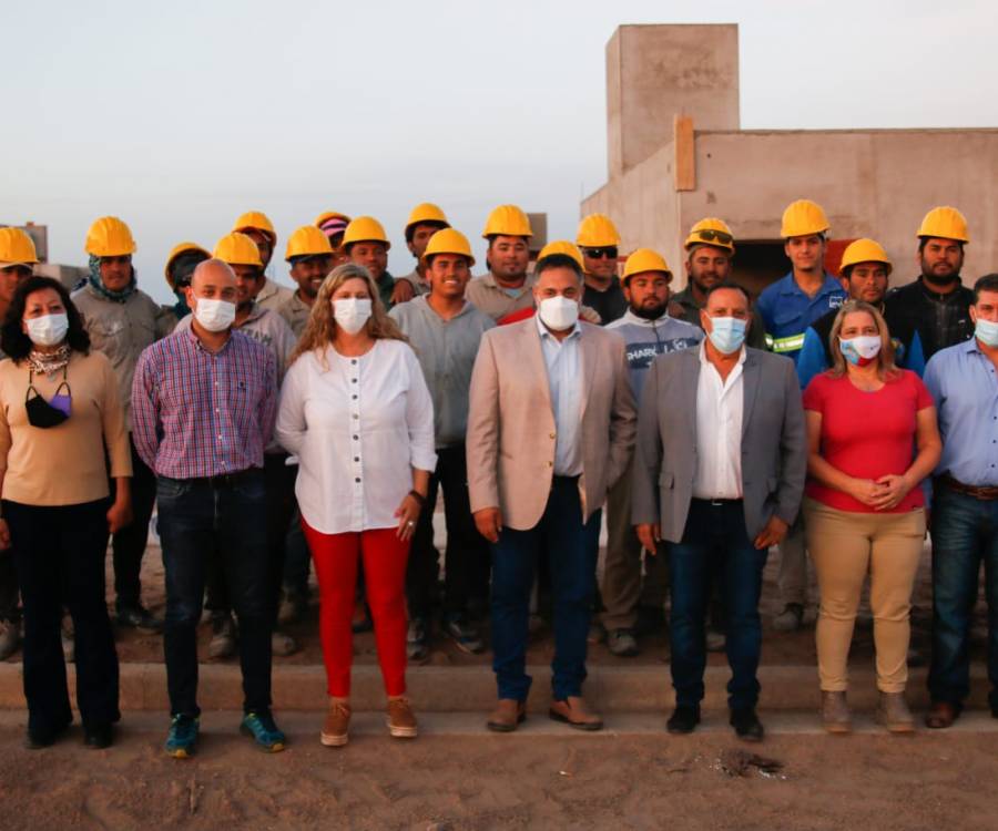 El gobierno de la provincia construye 36 viviendas en San Blas de Los Sauces