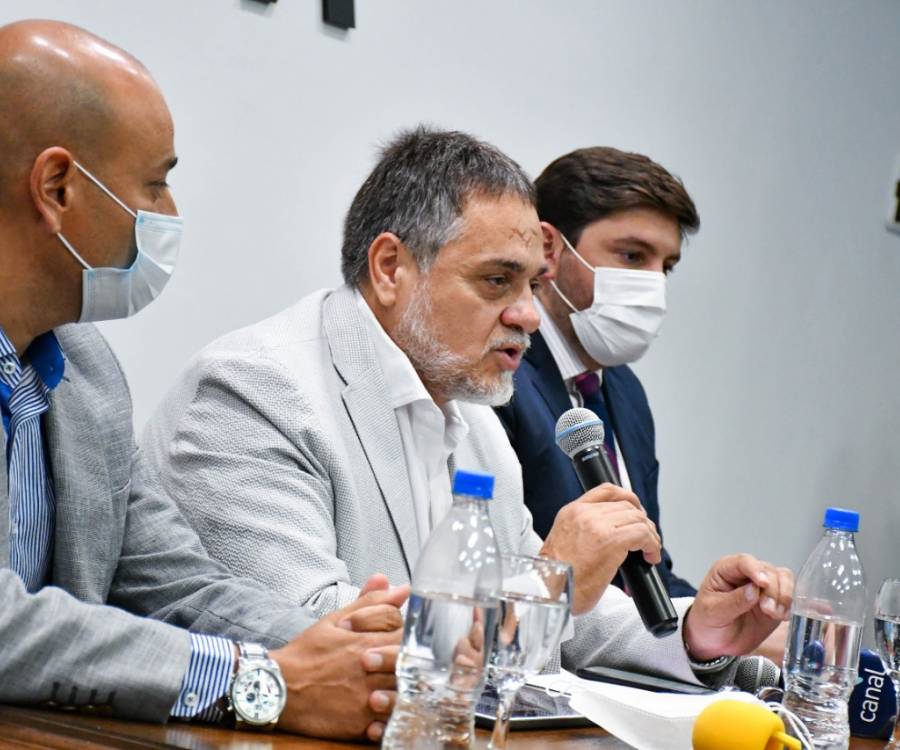 El ministro de Vivienda Puy Soria presentó denuncia penal y aportó pruebas por delitos de estafa de venta de viviendas del Estado
