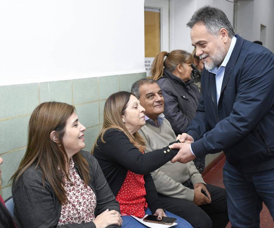 Pasan a planta a 98 trabajadores en las diferentes áreas del Ministerio de Vivienda