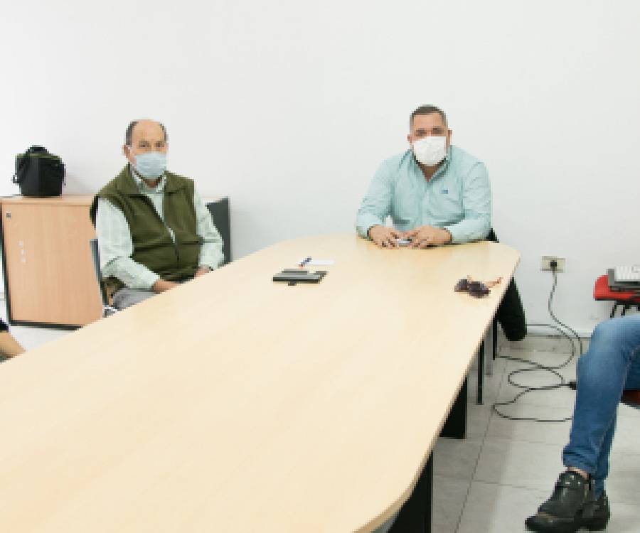 Acuerdan protocolo para el desarrollo de la actividad de los agrimensores